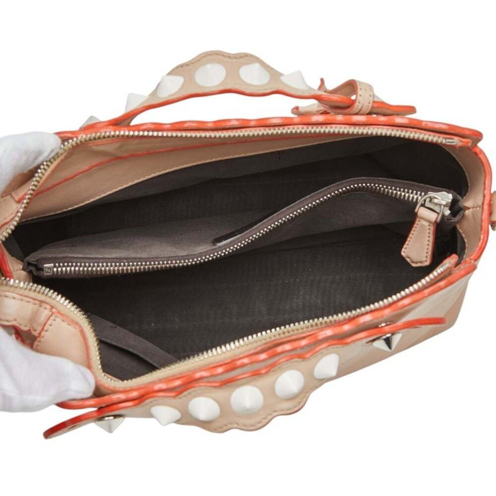 FENDI Cream Leather Shoulder Bag - Picture 10 of 12